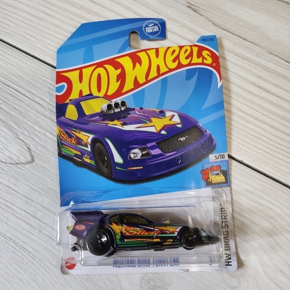 Hot Wheels Mustang NHRA funny car HW drag strip NWT #5/10